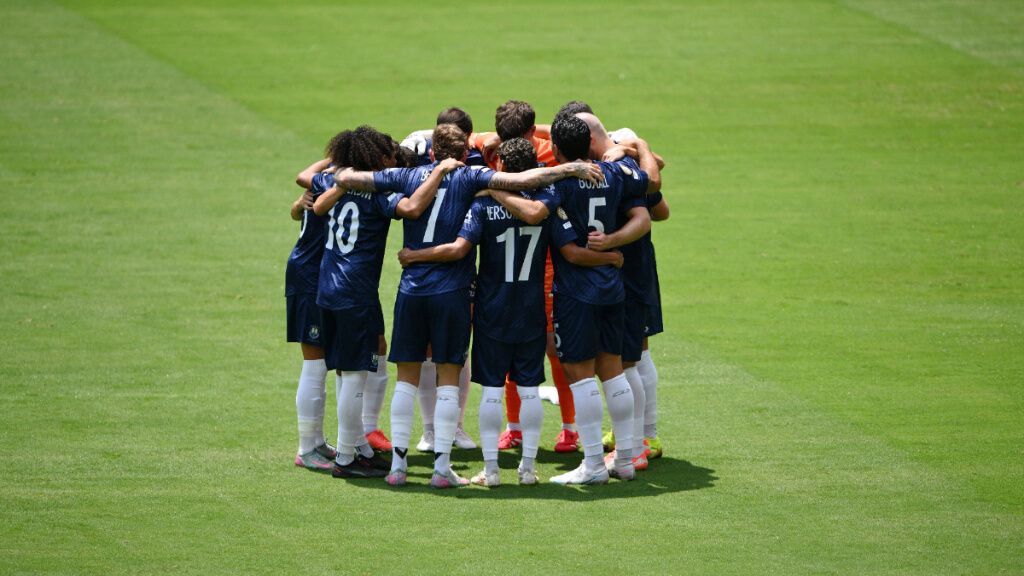  La charla prepartido del Auckland City en el Mundial de Clubes (Cordon Press)