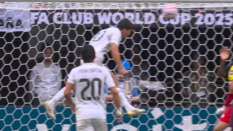  El cabezazo de Gonzalo García en el gol contra la Juventus (Fuente: Telecinco)