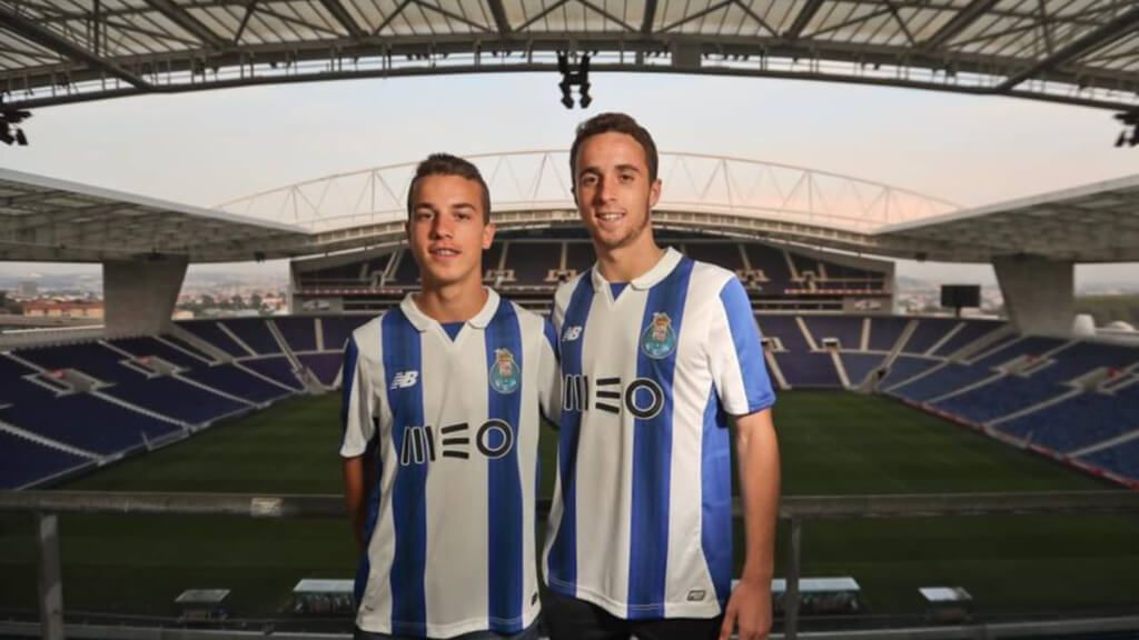  Diogo Jota y su hermano André, con el Porto