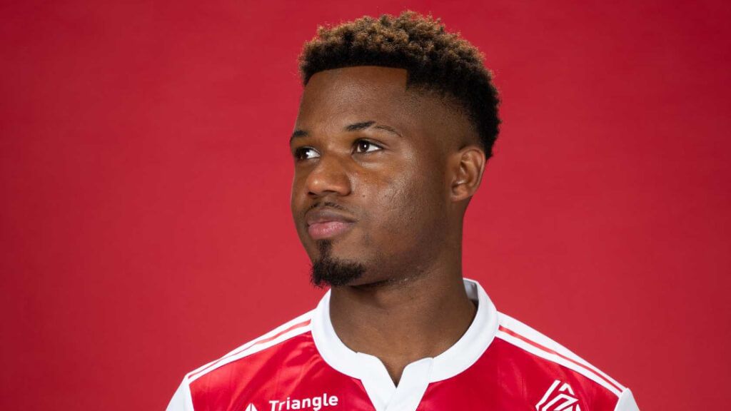 Ansu Fati accedió a salir del club cedido hacia el Mónaco (foto: AS Mónaco X).