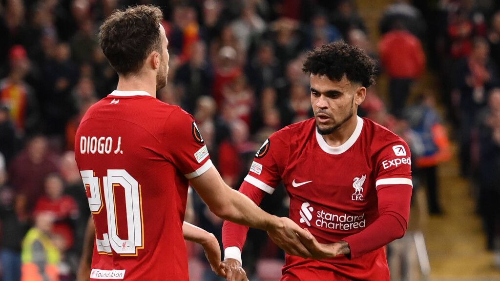  Luis Díaz celebrando un gol con Diogo Jota (Cordon Press)