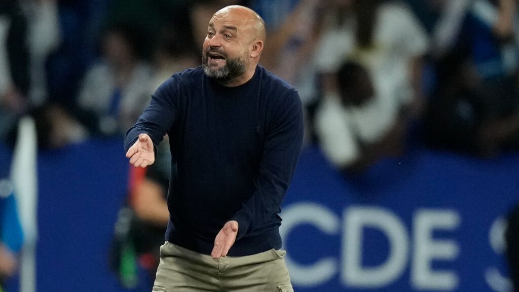  Manolo González, en el Espanyol - Barça