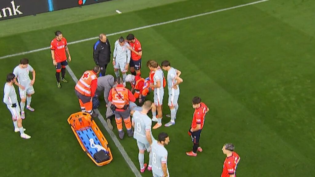  Pablo Barrios cae desploma al césped de El Sadar