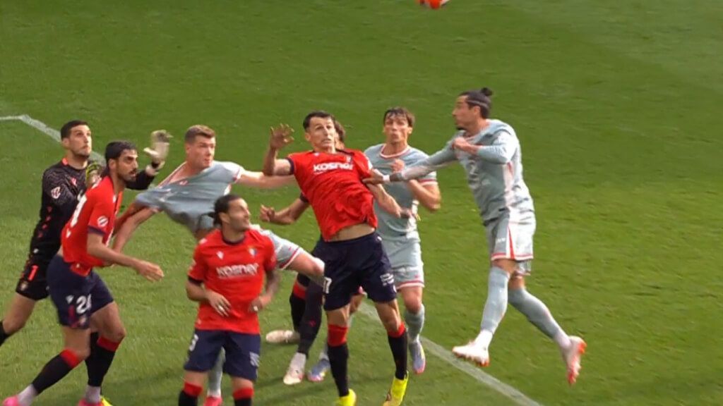  Catena y Sorloth durante una acción