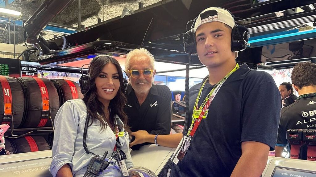  Flavio Briatore y Elisabetta Gregoraci, junto a su hijo Nathan Falco (foto: Instagram Elisabetta Gregoraci).