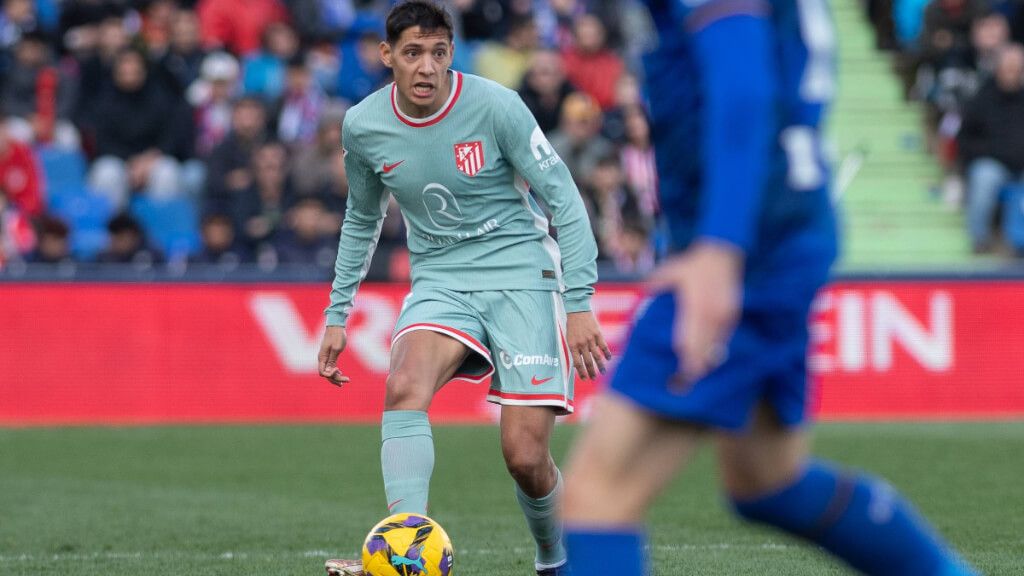  Nahuel Molina podría ser el elegido para dar su plaza de extracomunitario a Thiago Almada (foto: Cordon Press).