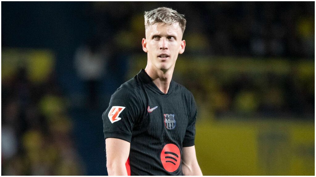  Dani Olmo jugando con el FC Barcelona.
