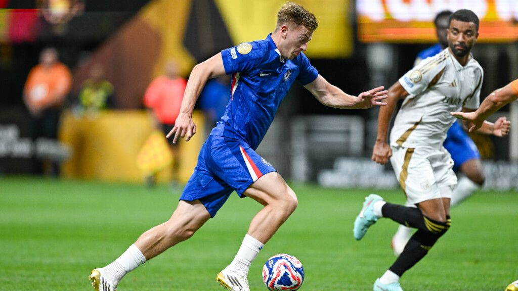  Liam Delap con el Chelsea (Cordon Press)