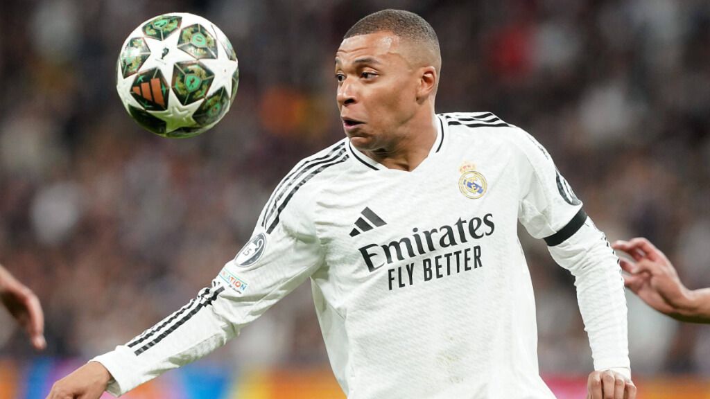  Kylian Mbappé intercambió su camiseta con Thierno Barry en el último Villarreal-Real Madrid (foto: Cordon Press).