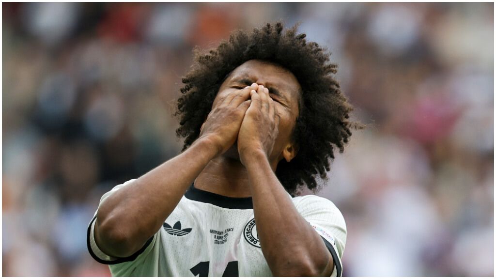 Karim Adeyemi en el partido contra Francia.