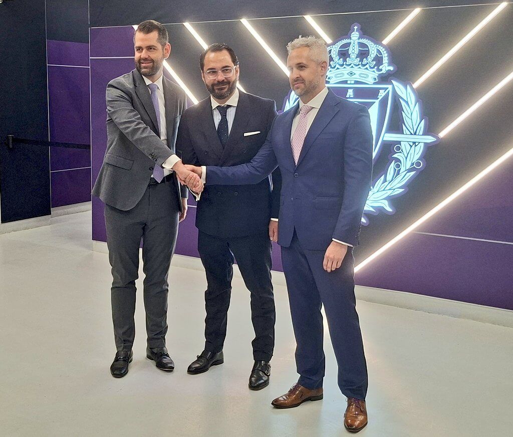 Gabriel Solares, Víctor Orta e Isaac Benzaquen en la presentación de la nueva propiedad