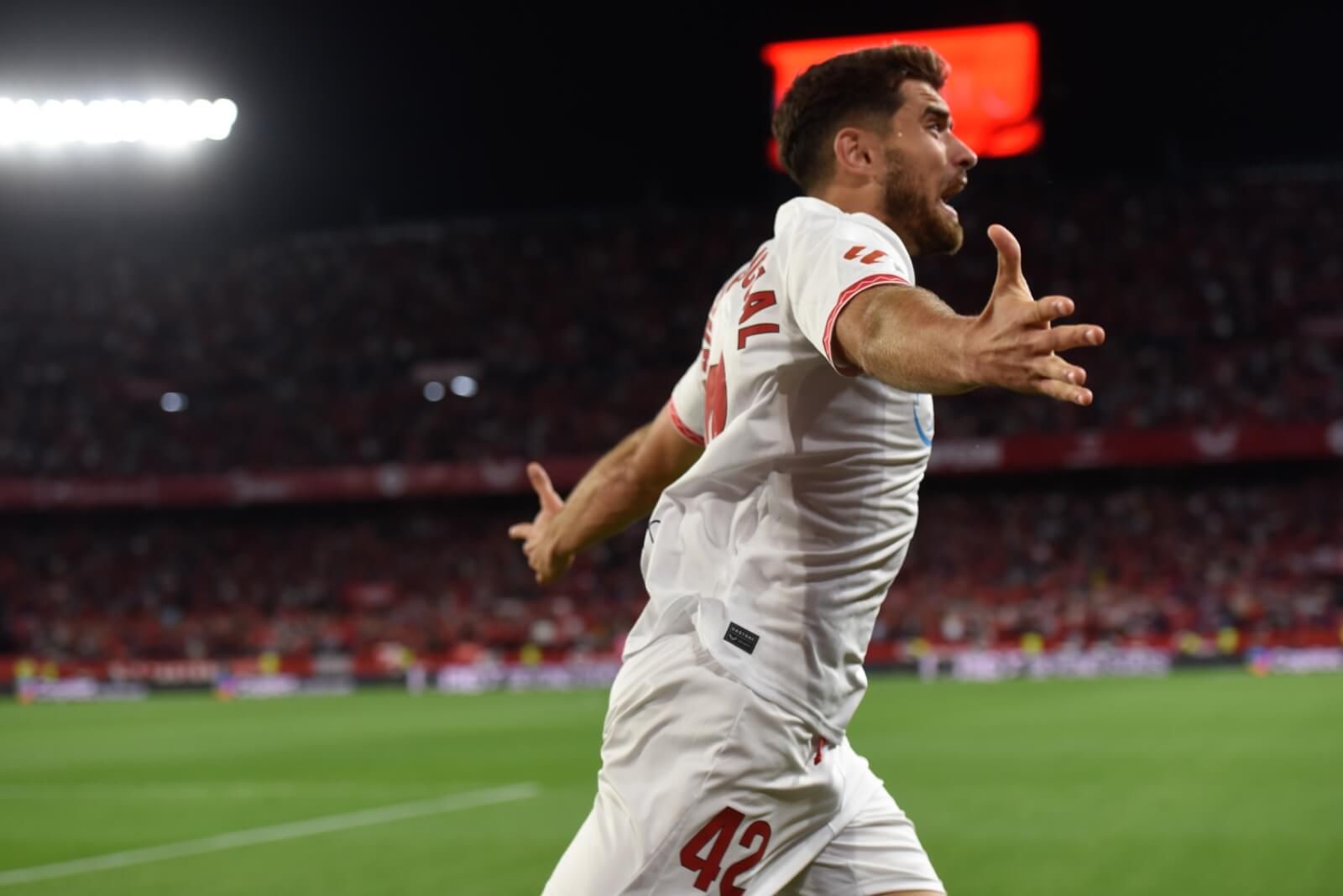  García Pascual celebra su gol a Las Palmas.
