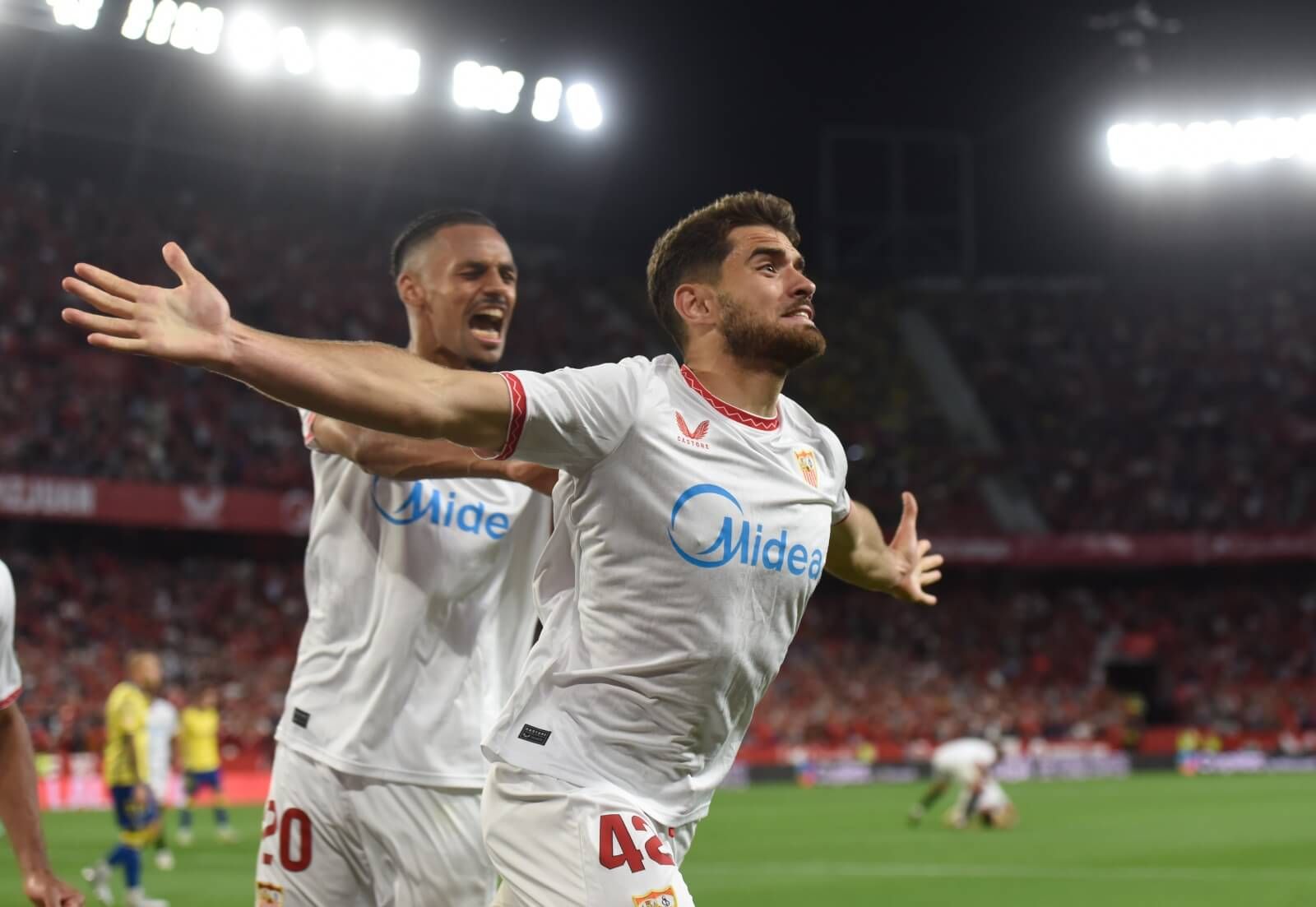  García Pascual celebra su gol a Las Palmas.