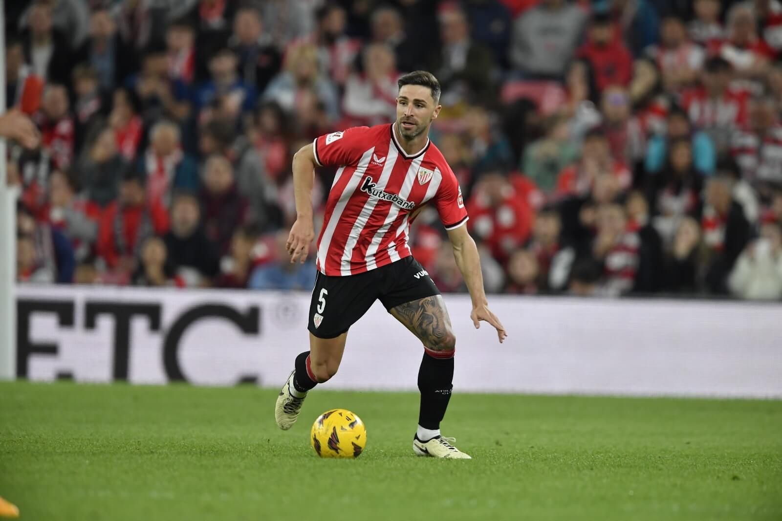  El central de Barakaldo Yeray Álvarez, en un partido en San Mamés.