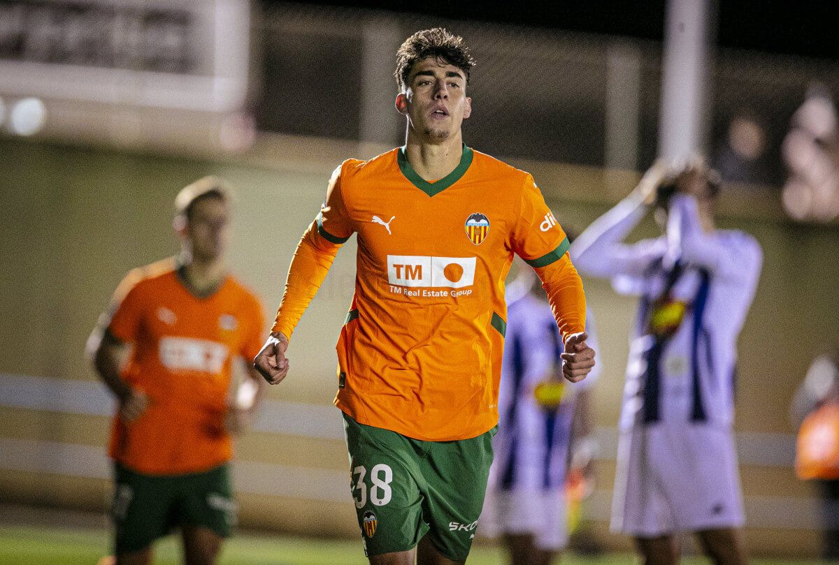  Gol de Iker Córdoba ante la SD Ejea.