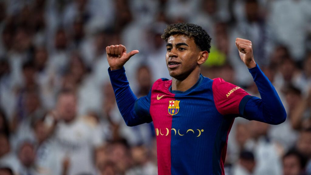  Lamine Yamal celebra un gol en el Bernabéu (Cordon Press)
