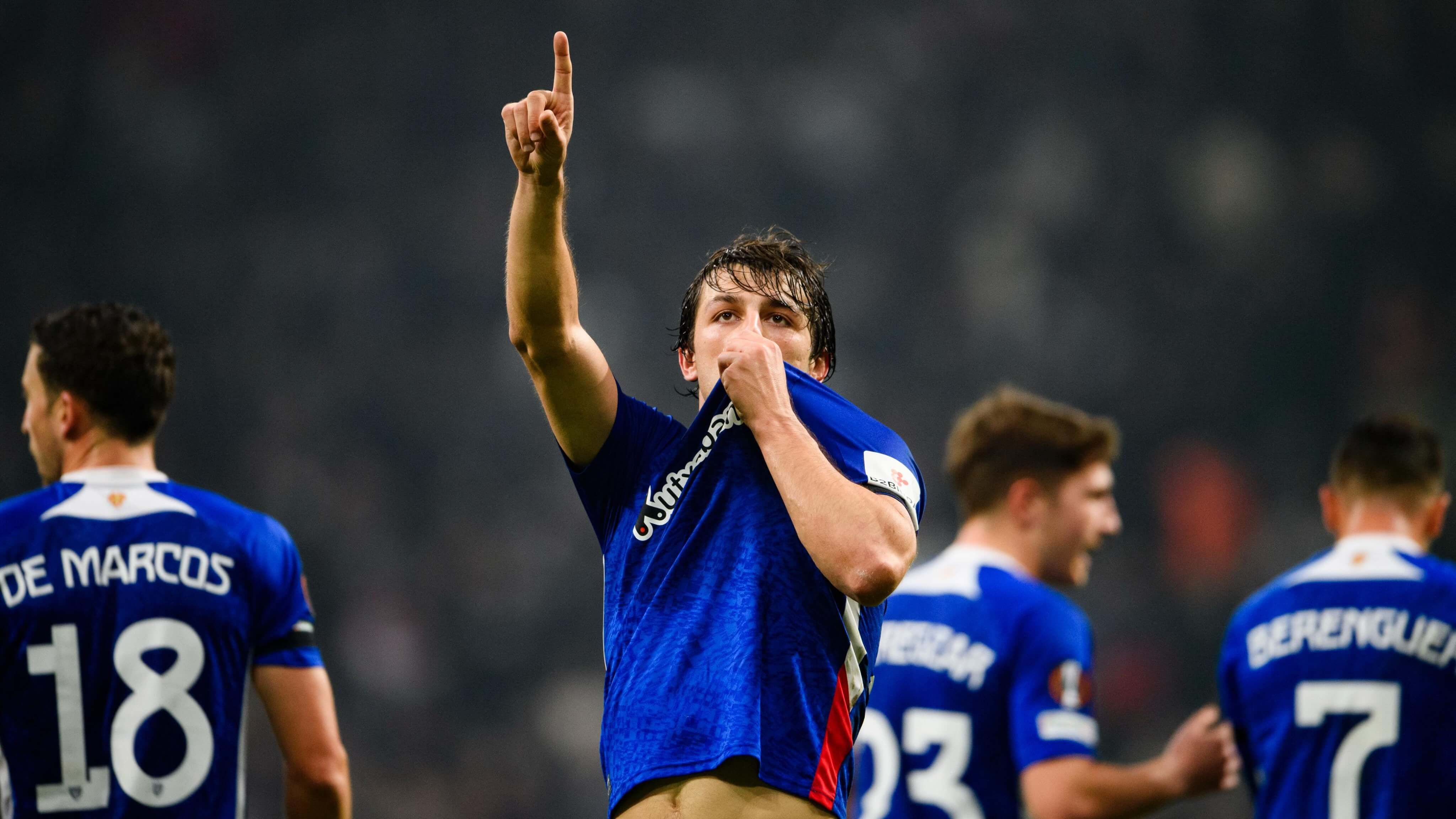  No sirvió para mucho el gol de Unai Gómez ante el Besiktas en Estambul.