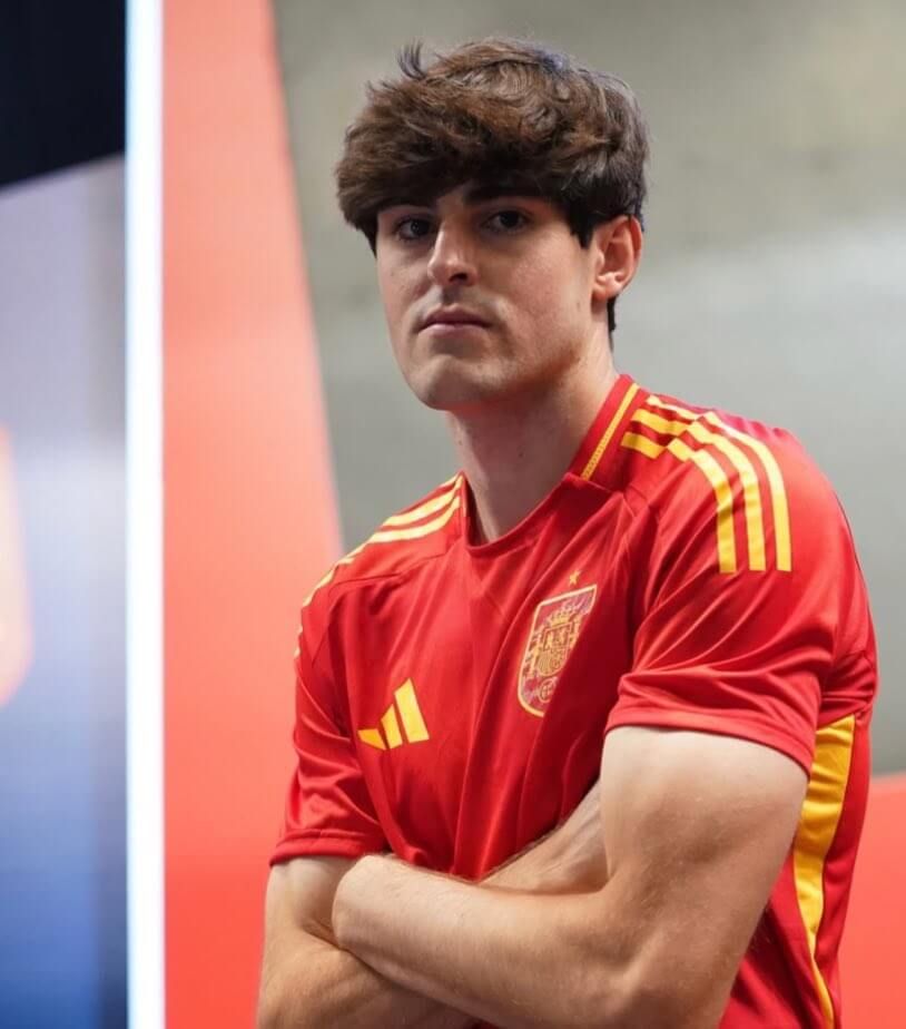 Javi Guerra con la Sub 21