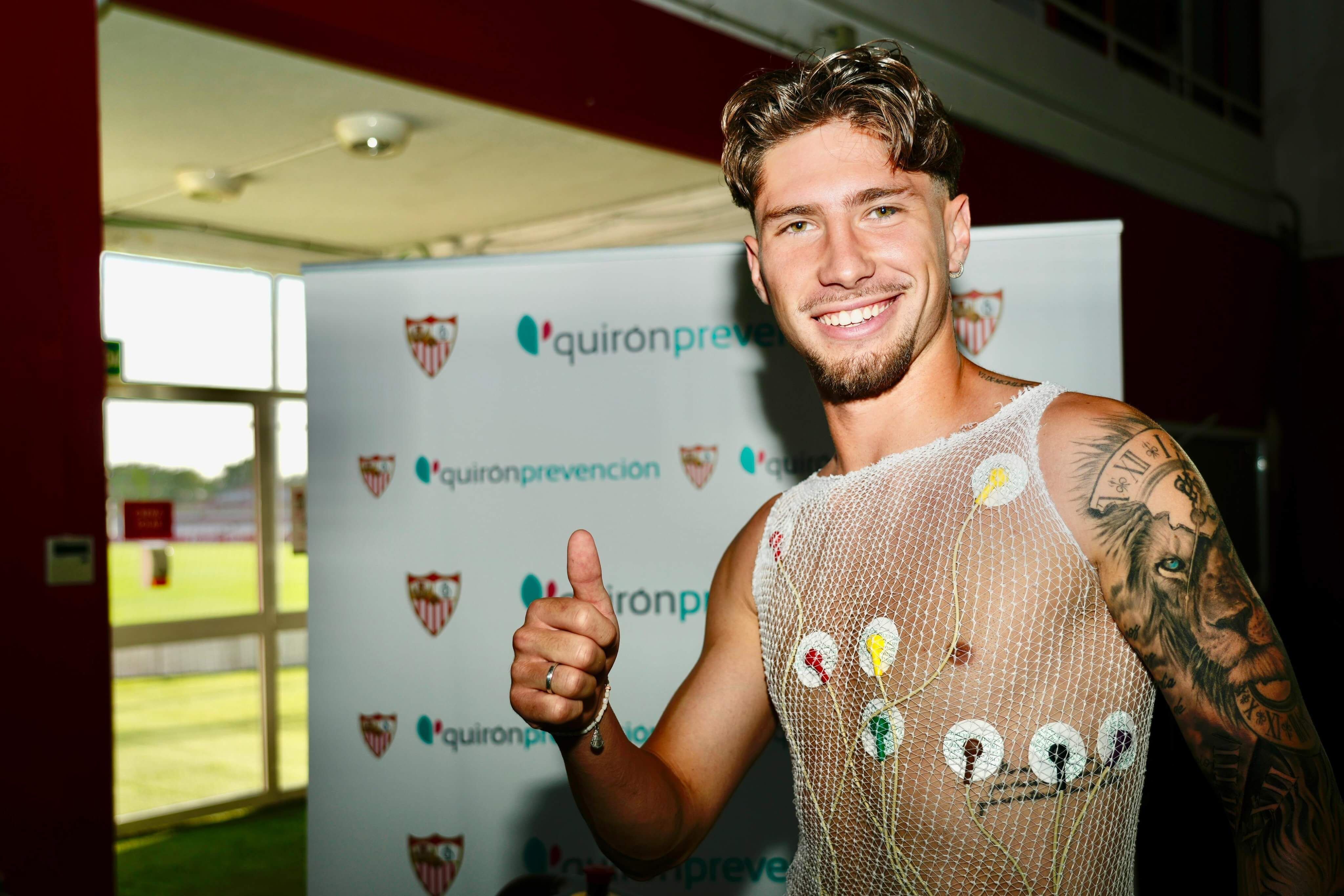 José Ángel Carmona, en el reconocimiento médico.