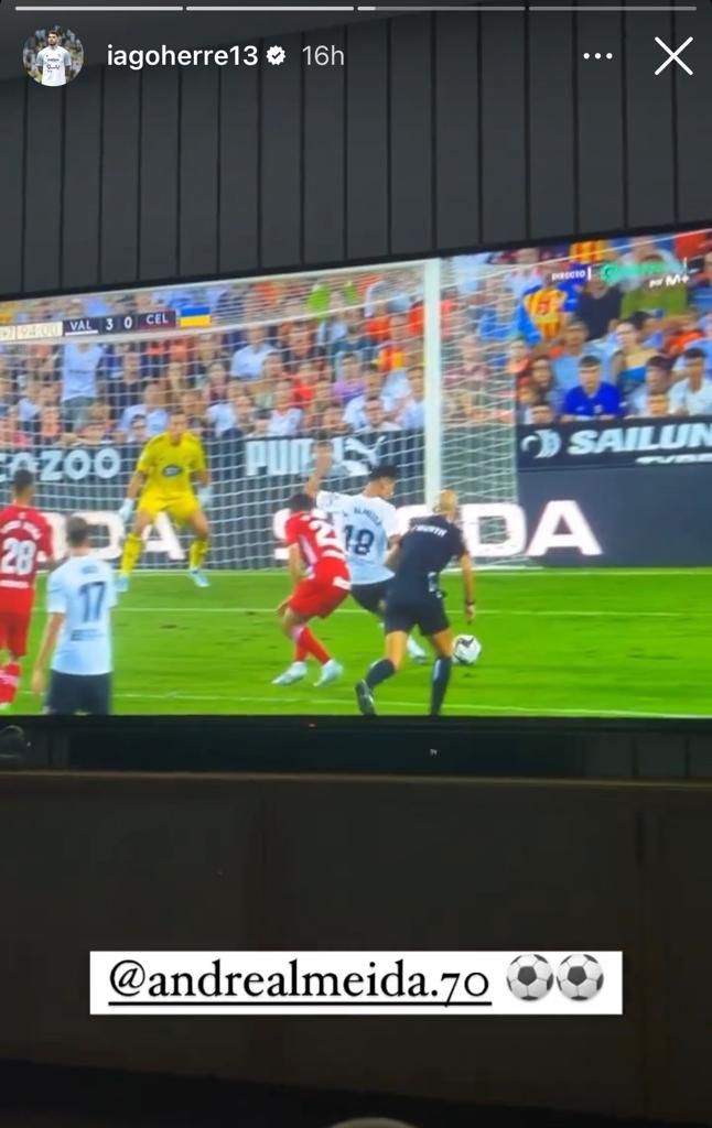  Iago Herrerín celebra el gol de André Almeida.