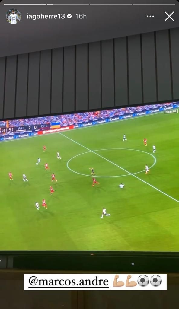  Iago Herrerín celebra el gol de Marcos André.