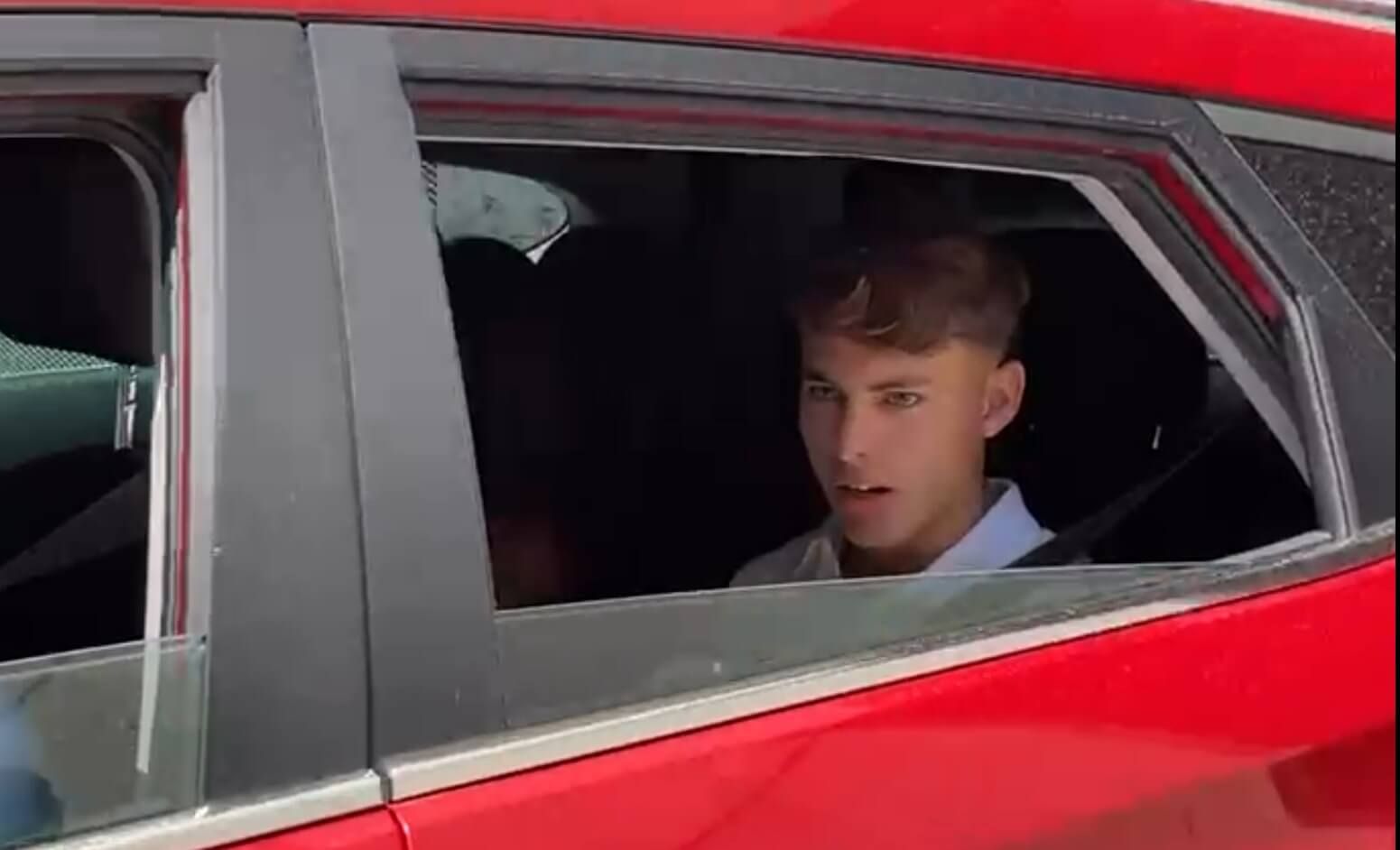 Ángel Ortiz, tras firmar su renovación con el Betis