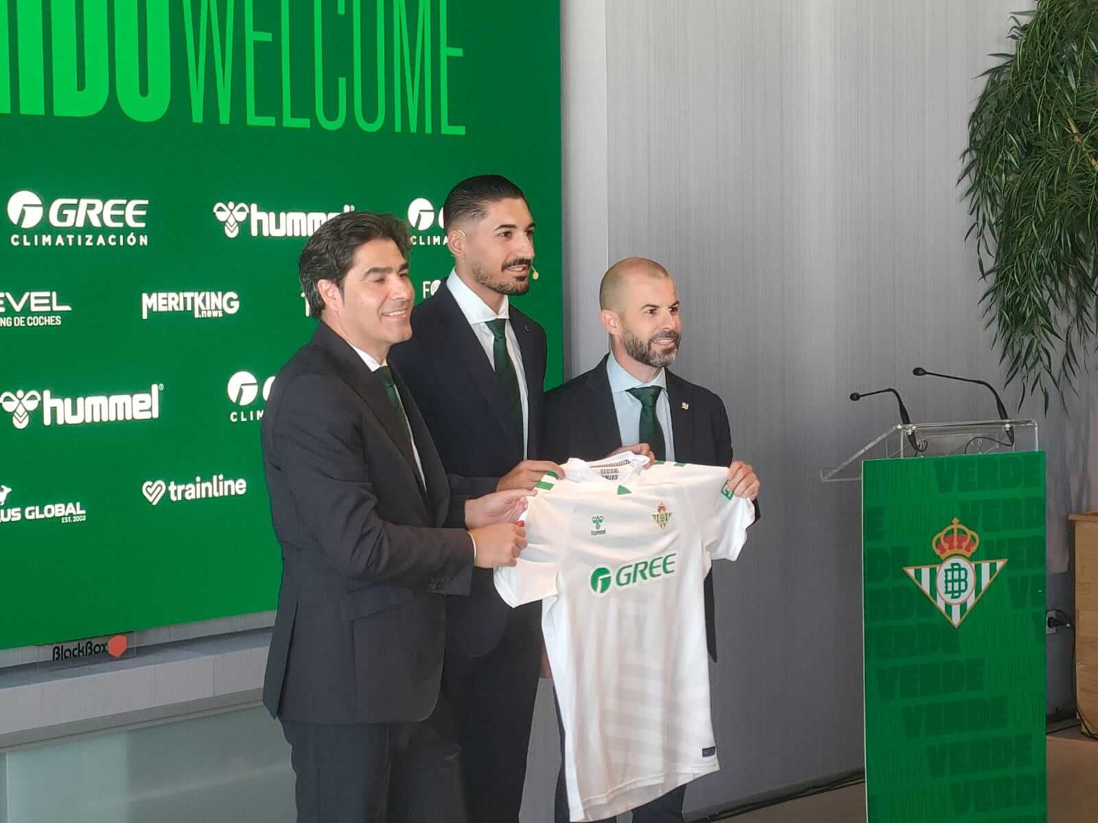 Ángel Haro, Manu Fajardo y Álvaro Valles, en la presentación del meta.