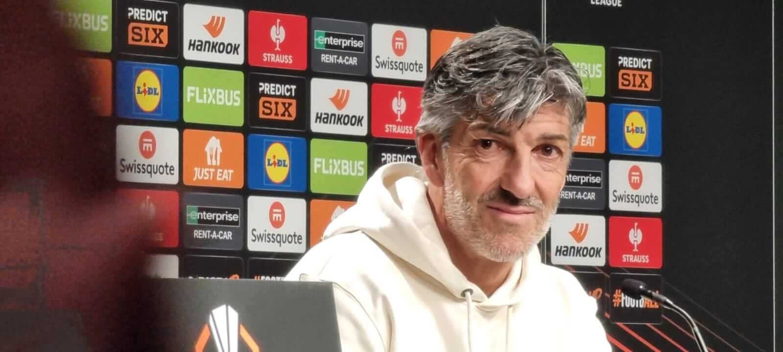  Imanol Alguacil enla rueda de prensa previa al partido ante el PAOK.