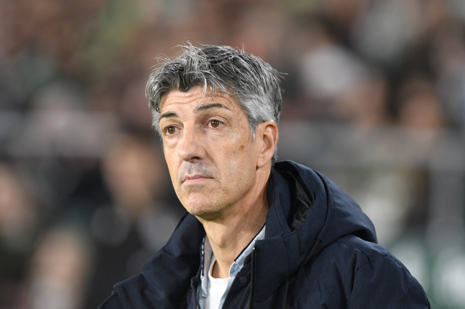 Imanol Alguacil sigue el Betis-Real Sociedad en el Benito Villamarín.