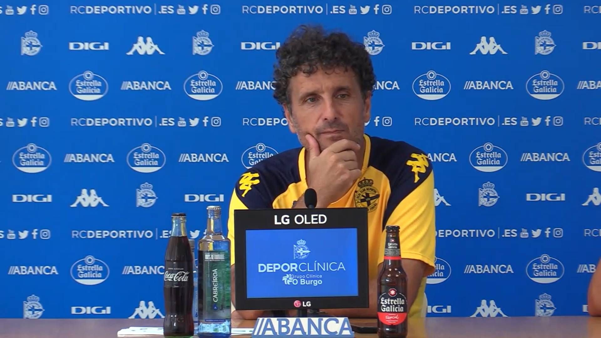 Imanol Idiakez, entrenador del Dépor, tajante ante las críticas