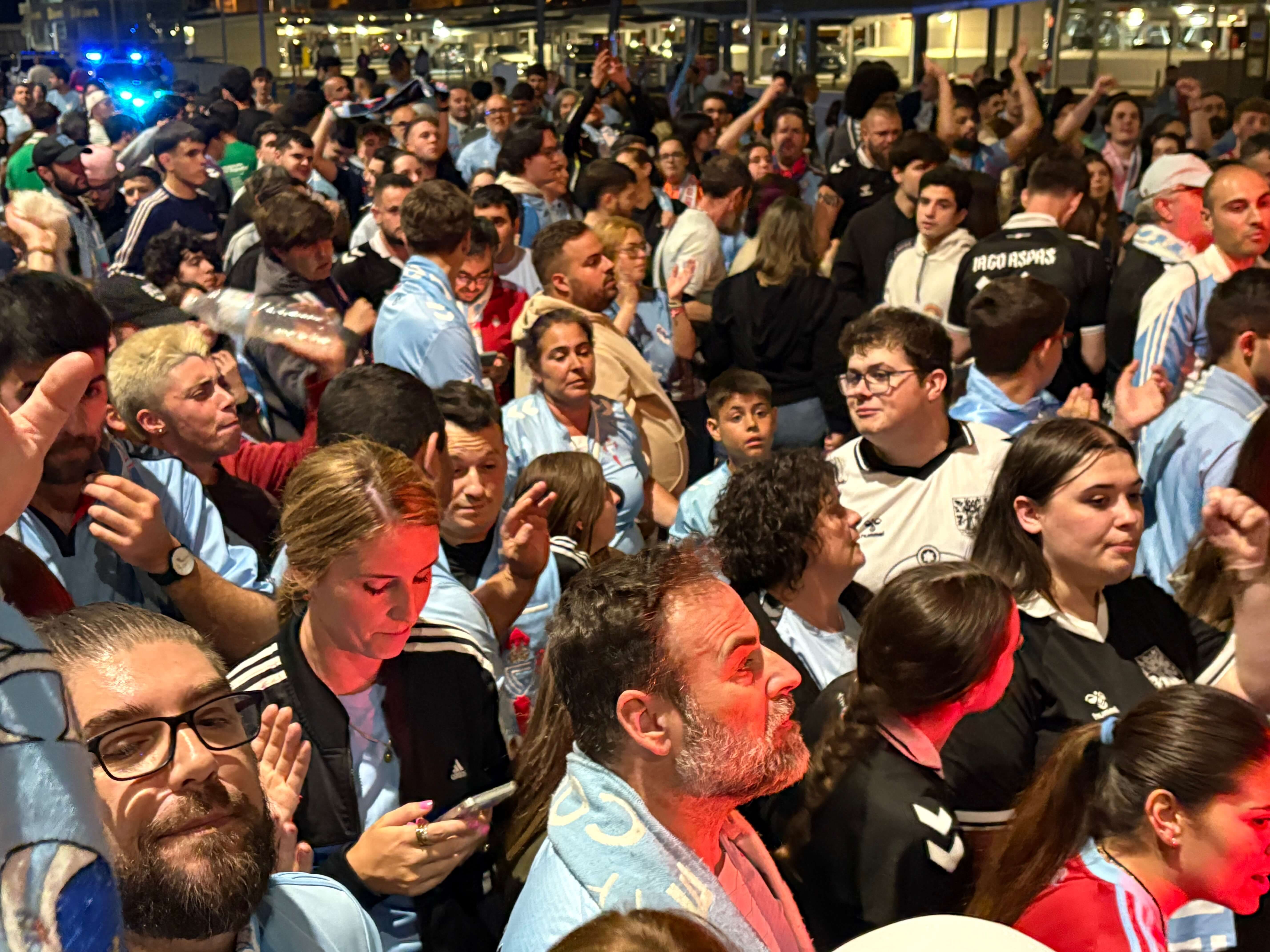 Afición del Celta en Peinador.