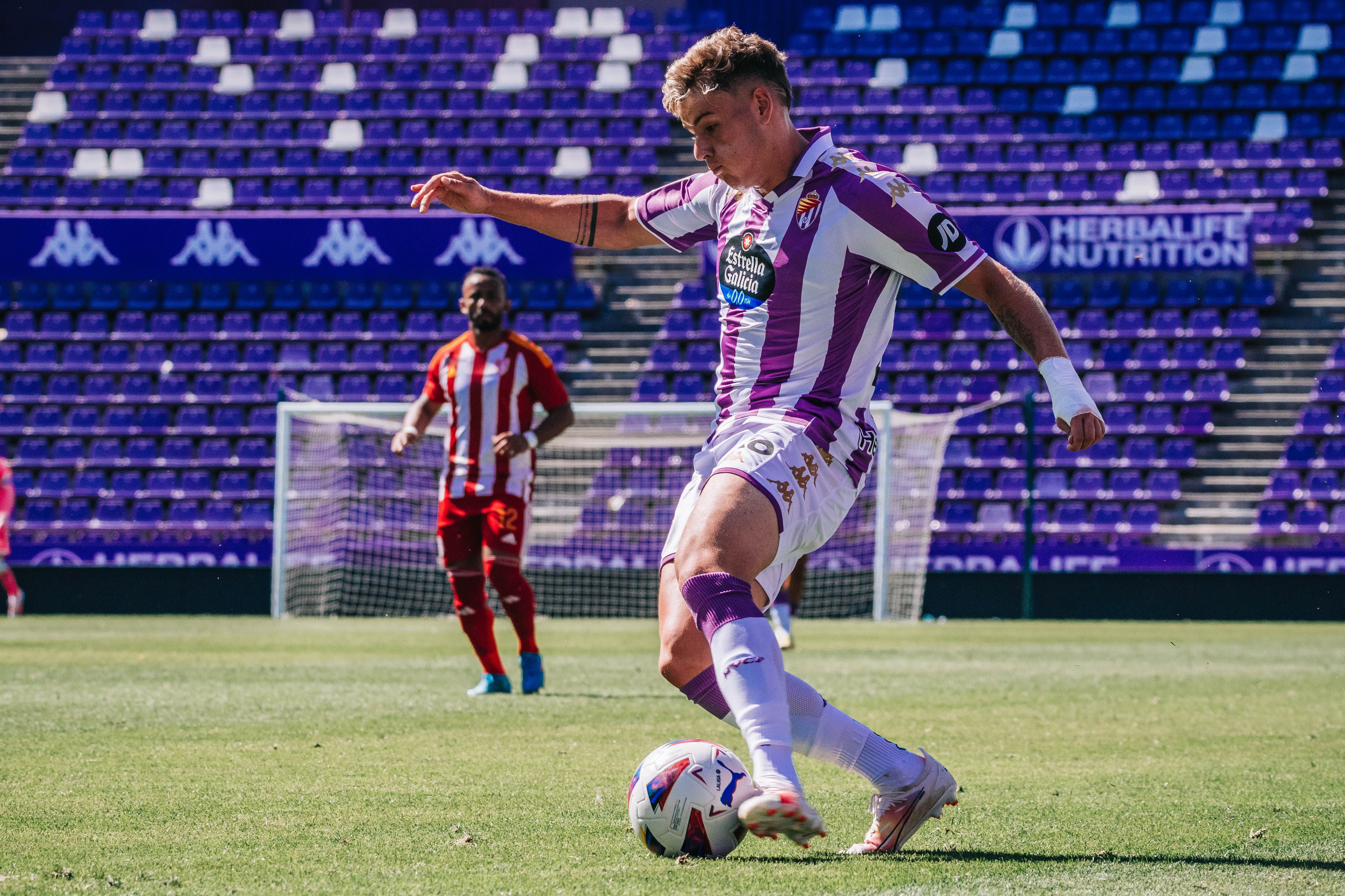 Iván Garriel, ante el Aves (Foto: Sara Cabezas).