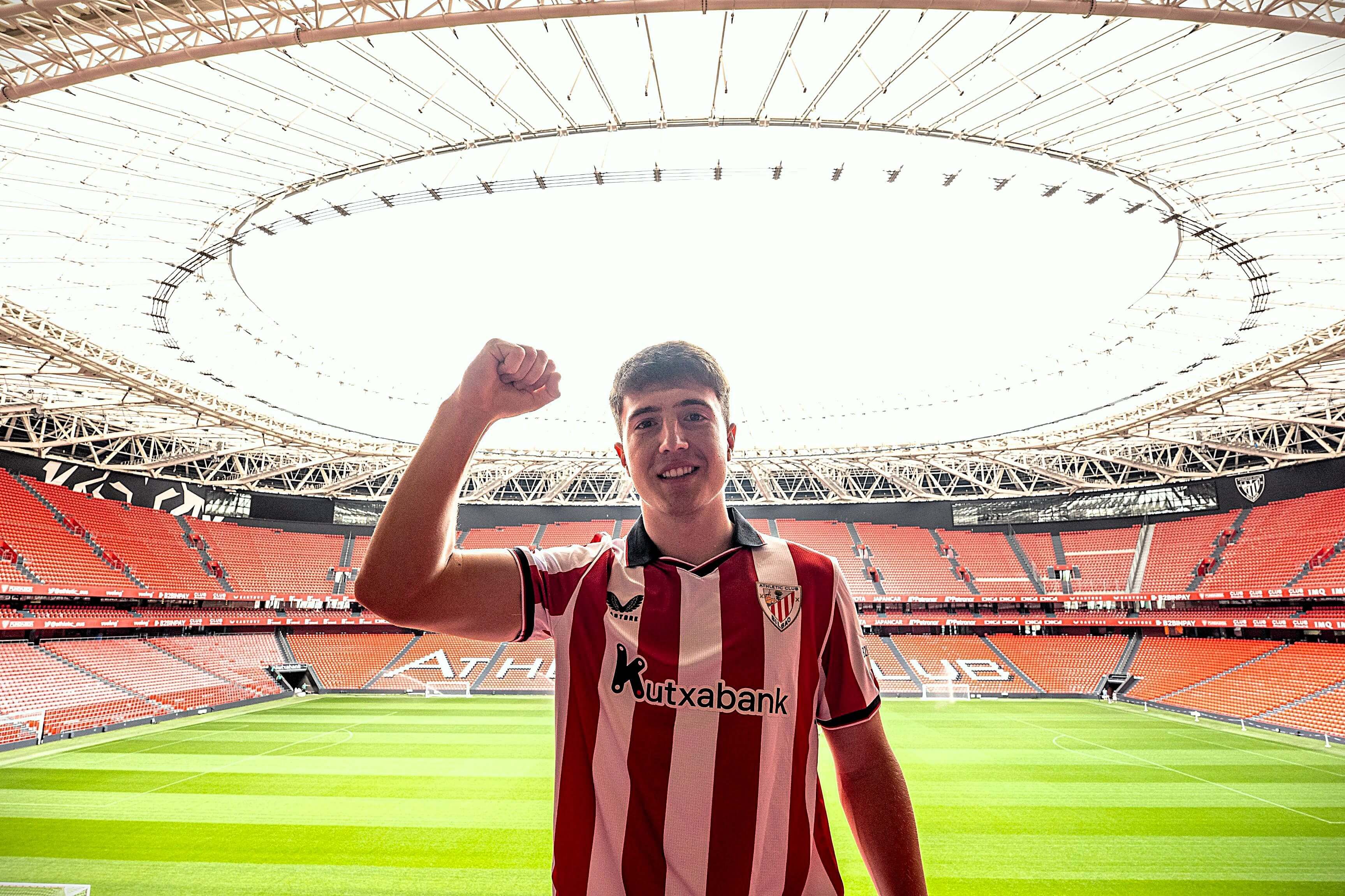  El bermeano Mikel Jauregizar ha extendido por 4 temporadas su contrato.