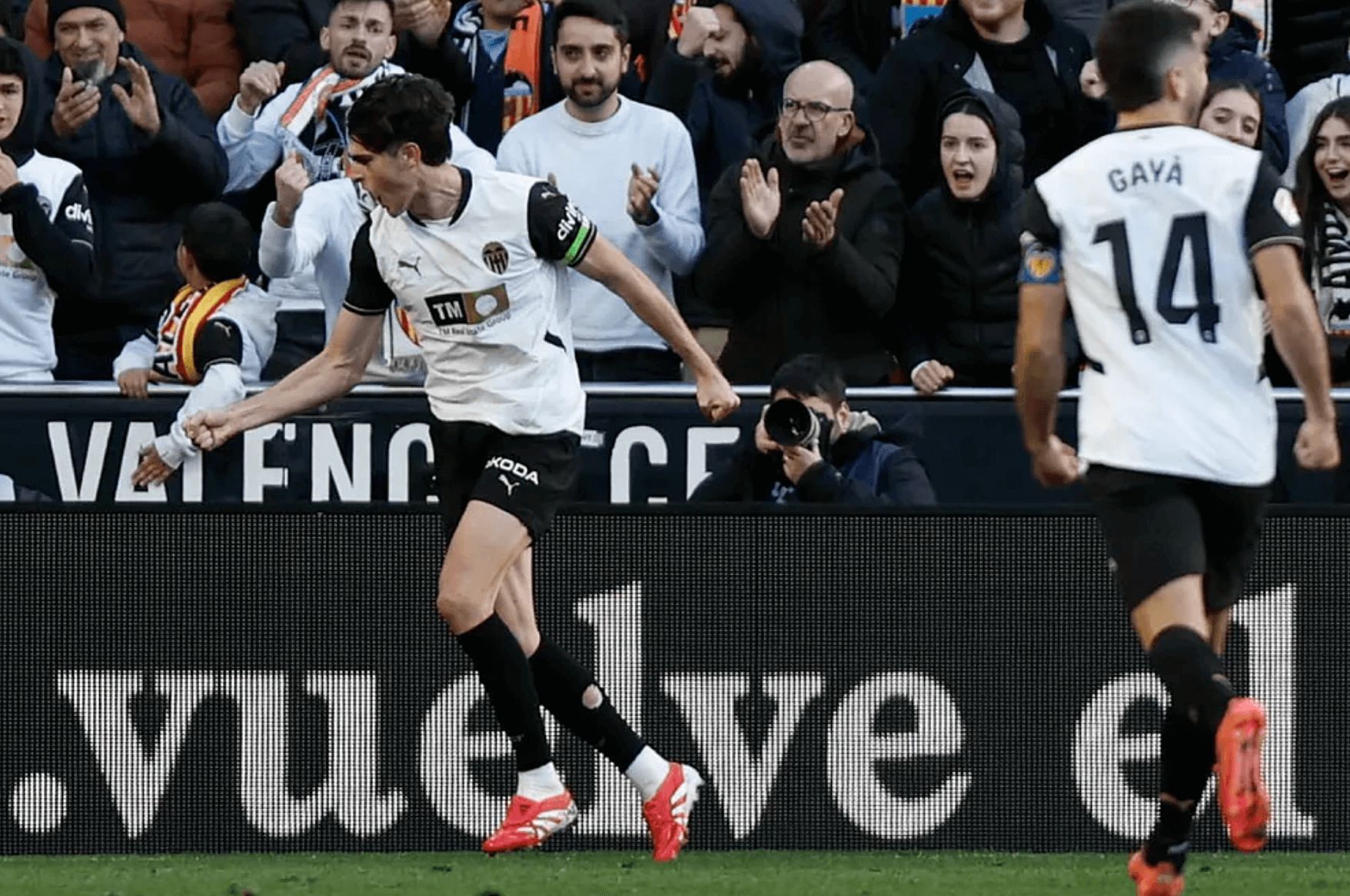 Javi Guerra marca el 2-1 ante el el Celta