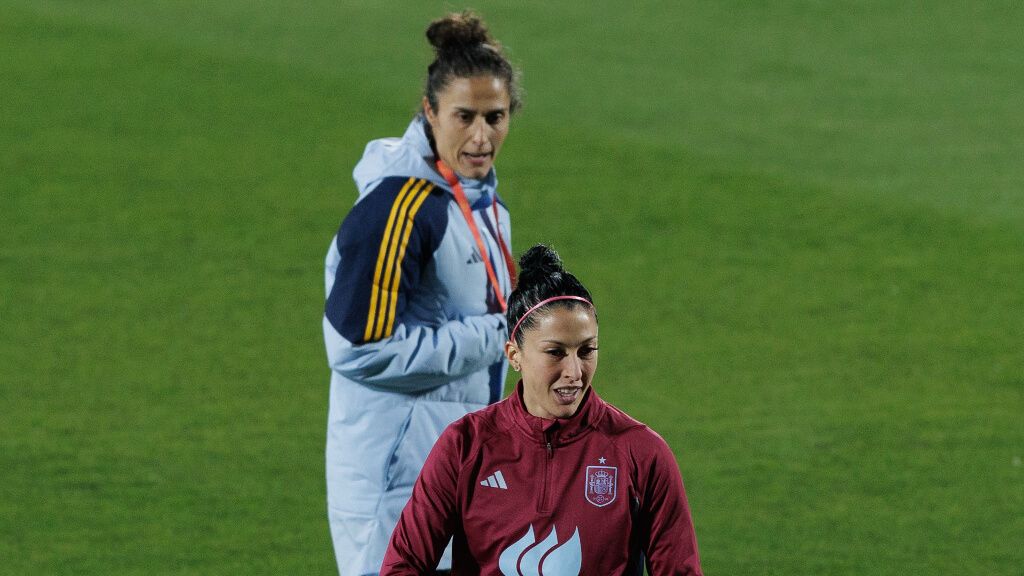 Jenni Hermoso y Montse Tomé (Fuente: Europa Press)