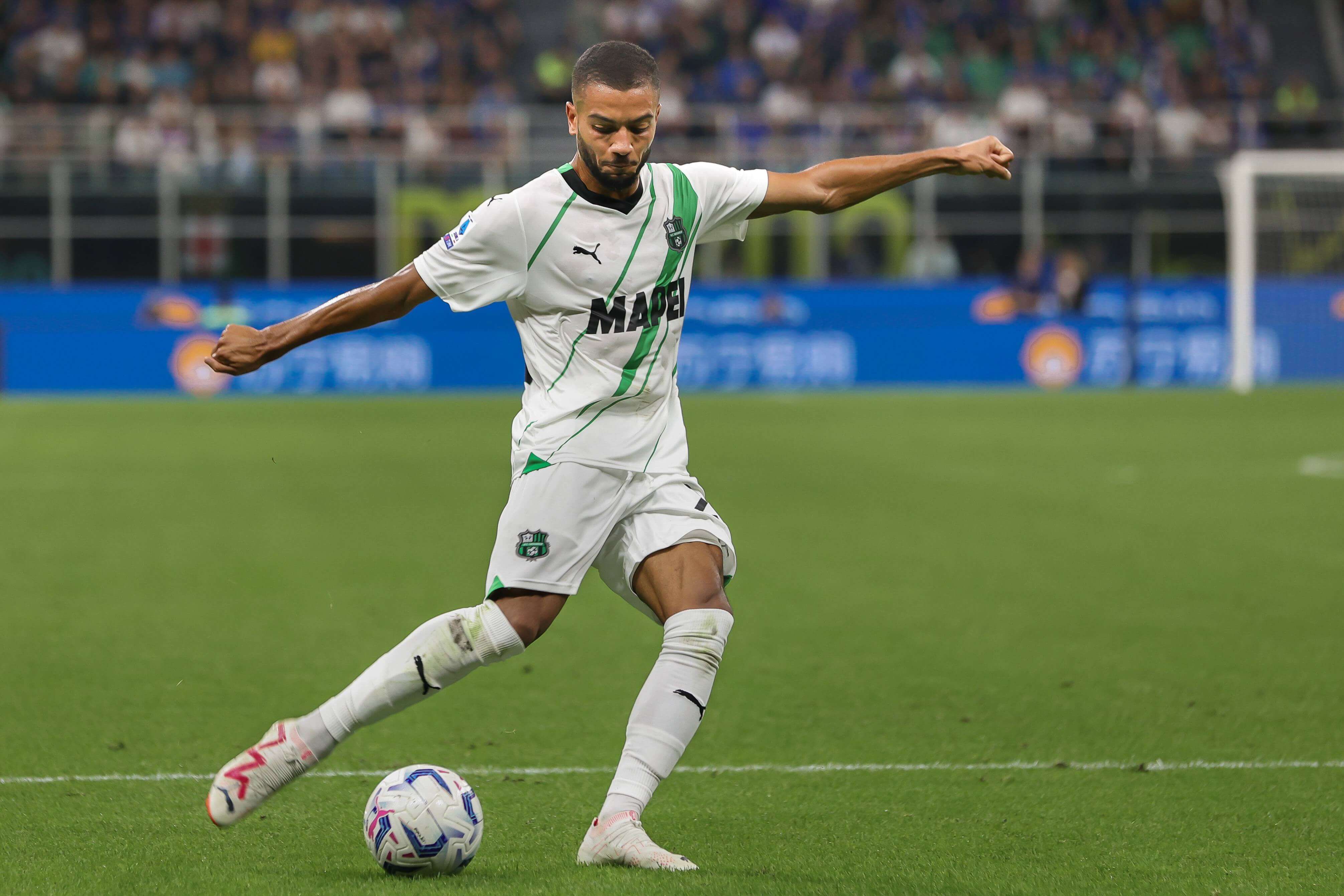  Jeremy Toljan, en un partido con el Sassuolo.