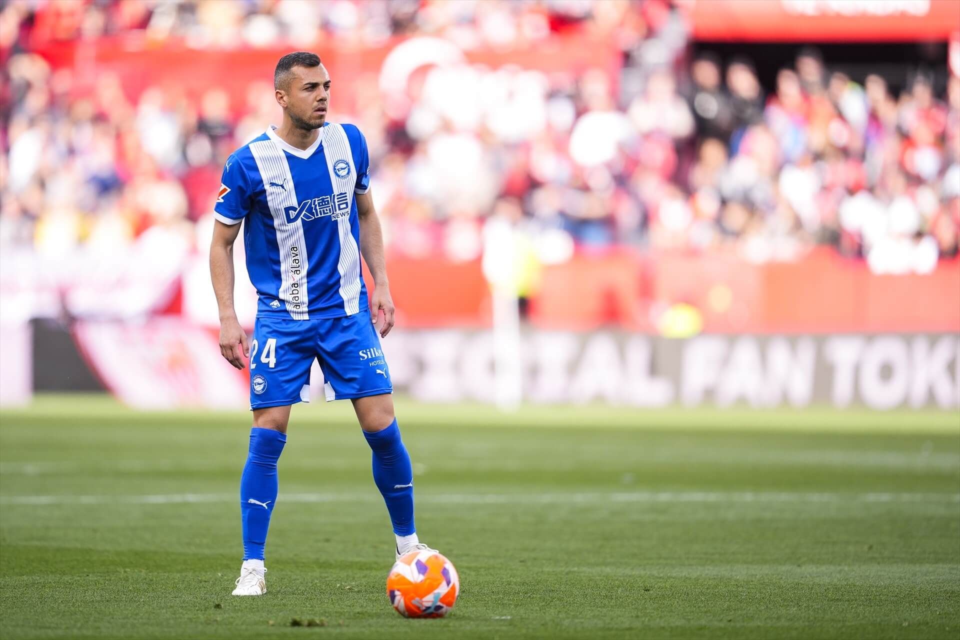 Joan Jordán, durante un partido del Alavés (Foto: Europa Press).