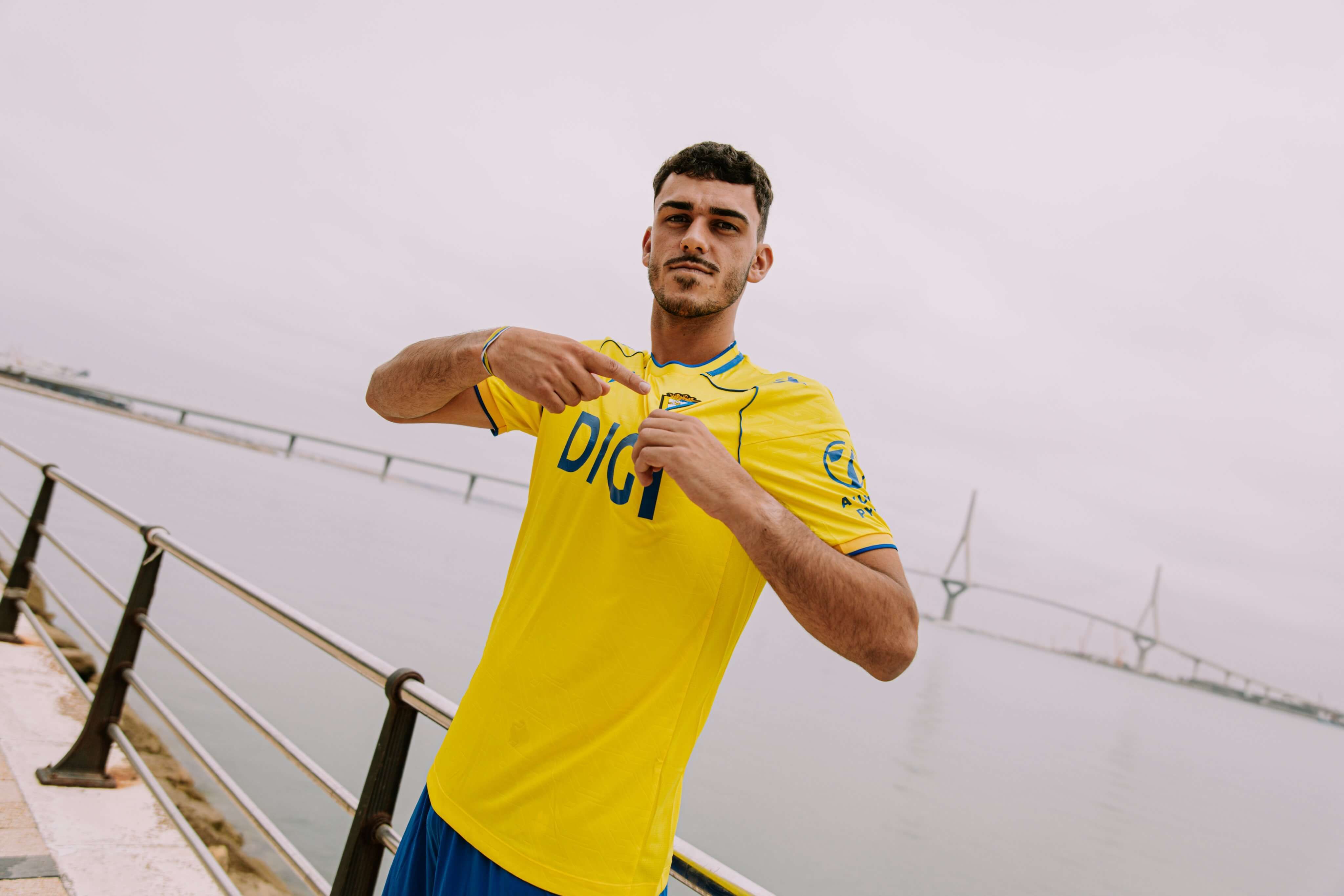  Joaquín González, en su presentación como jugador del Cádiz.