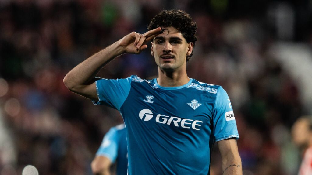 Johnny Cardoso celebra un gol con el Betis (Cordon Press)