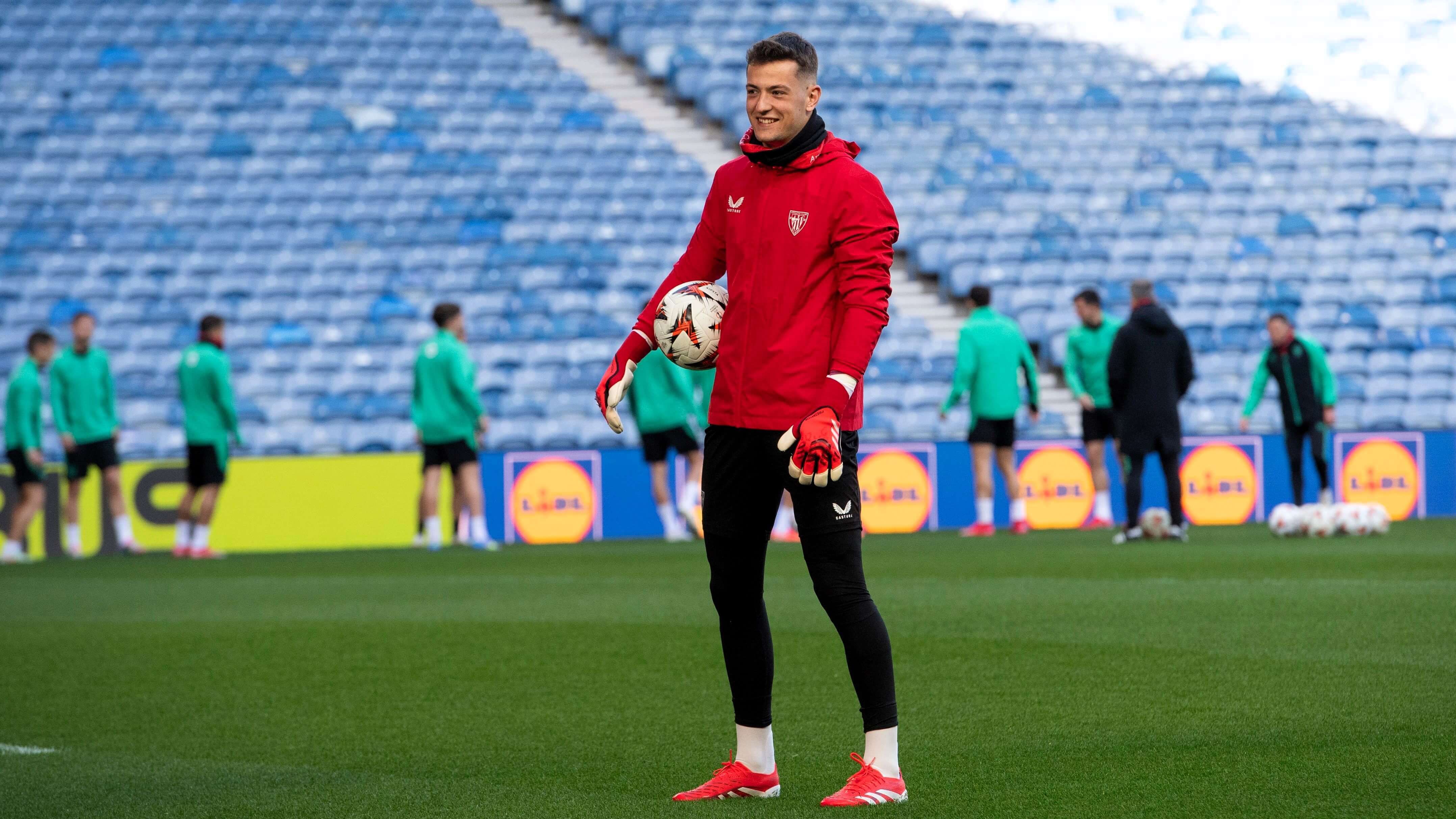  El portero Julen Agirrezabala en Ibrox, campo del Rangers FC.