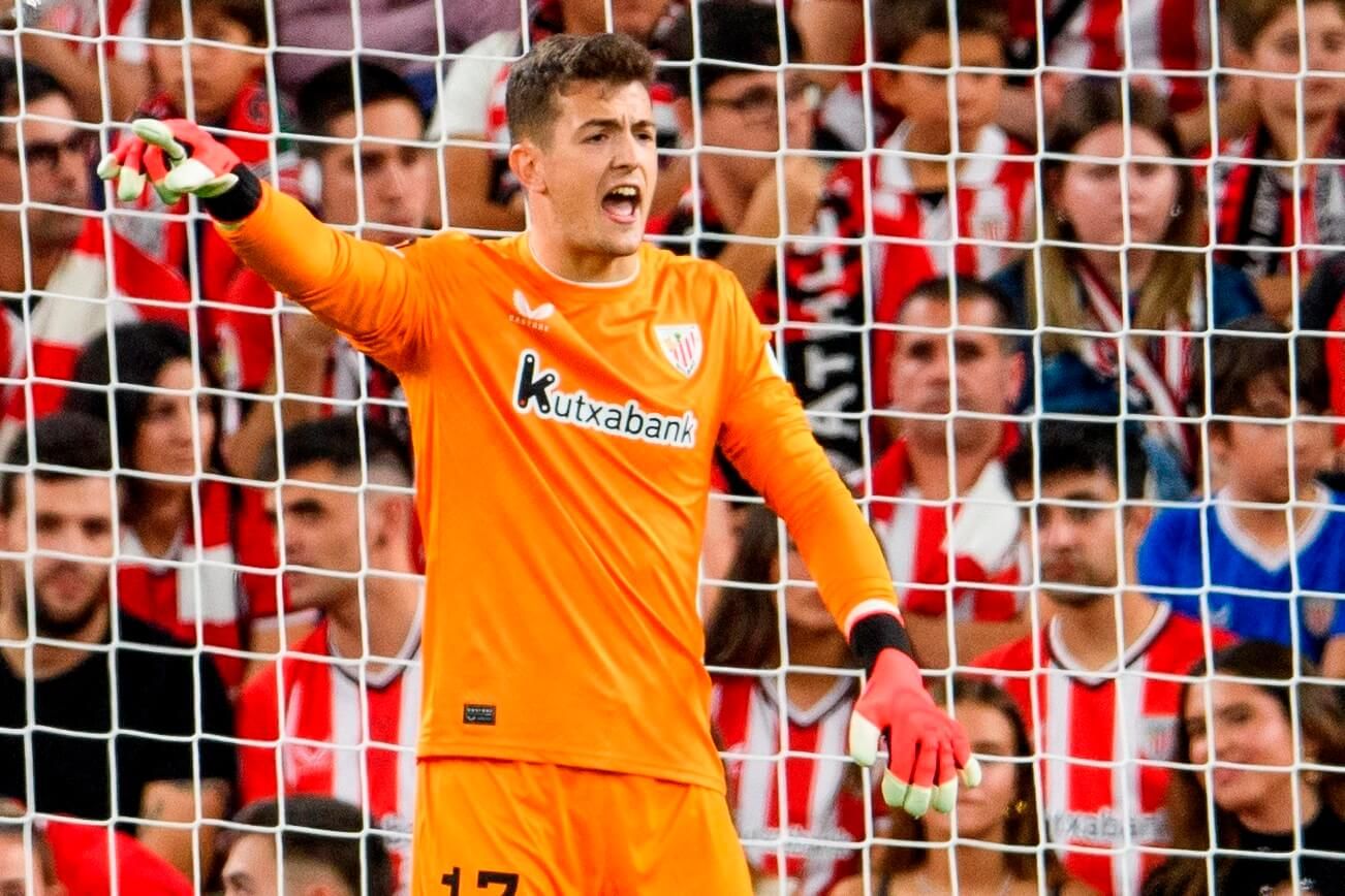  Julen Agirrezabala en el partido ante el Slavia en San Mamés.