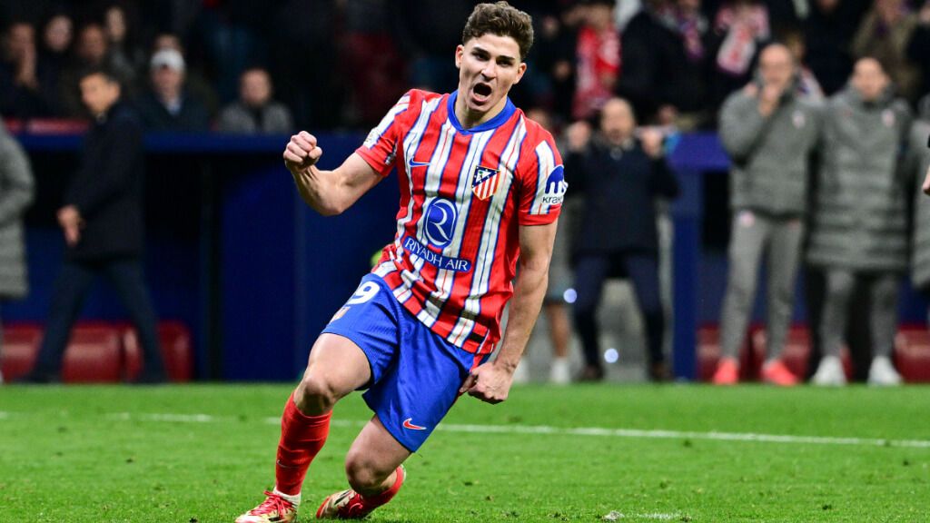  Julián Álvarez celebrando el penalti (Cordon Press)