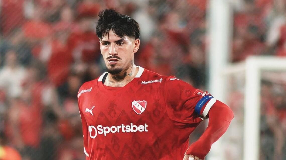 Kevin Lomónaco, durante un partido de Independiente (Foto: CAI).