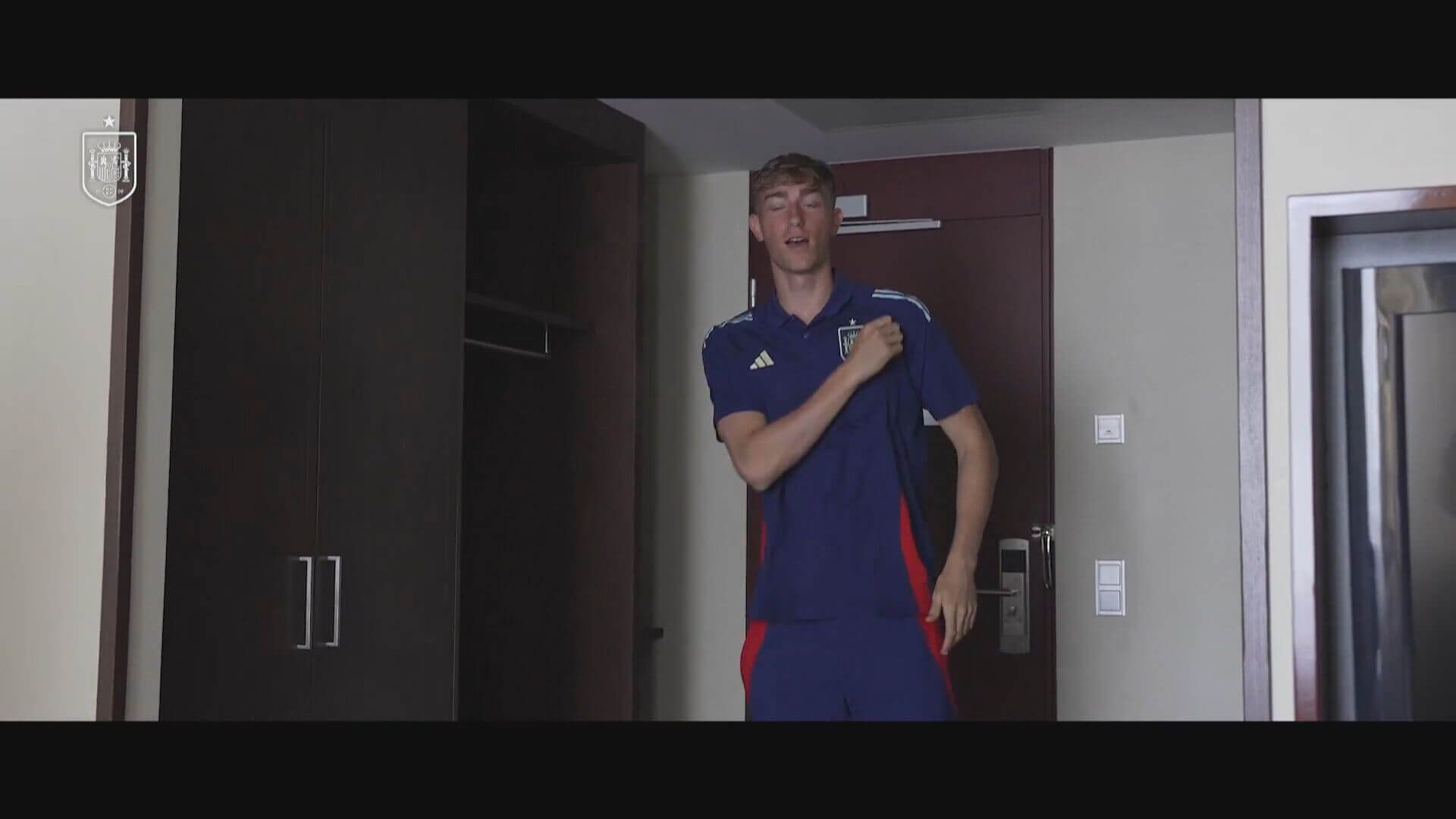  Dean Huijsen, en la concentración de la Selección