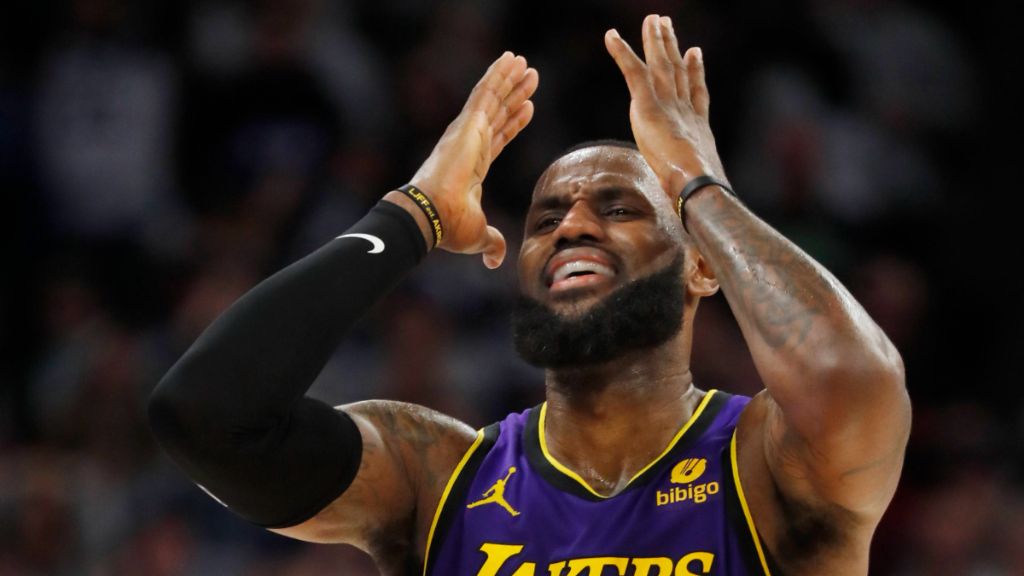  LeBron James durante el partido ante los Timberwolves. (Fuente: Cordon Press)
