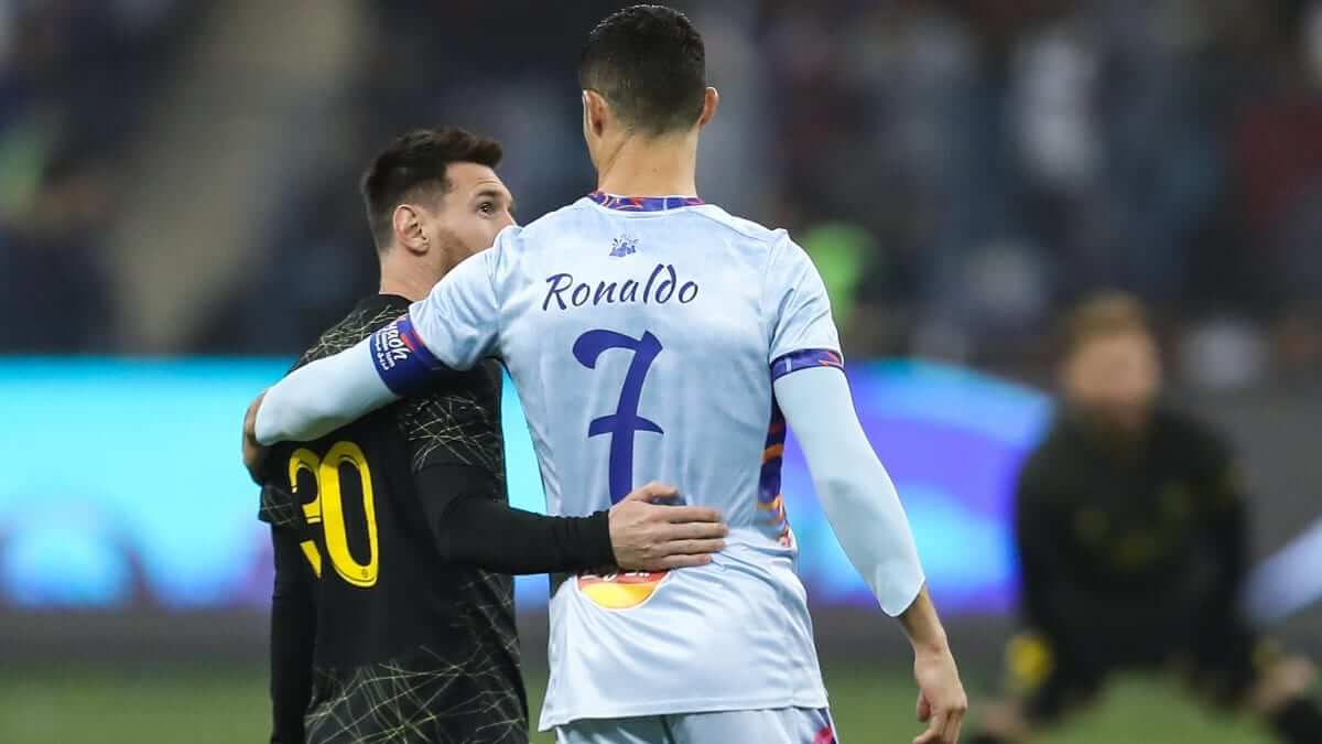 Leo Messi y Cristiano Ronaldo, durante un amistoso.