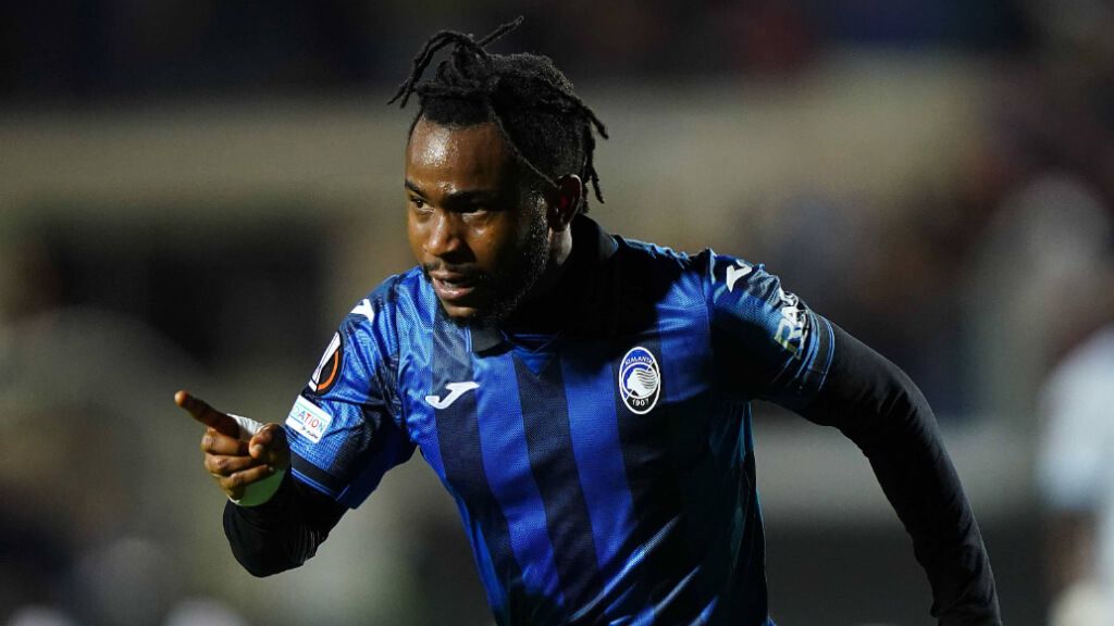  Lookman, en un partido de la Atalanta en la Europa League (Cordon Press)