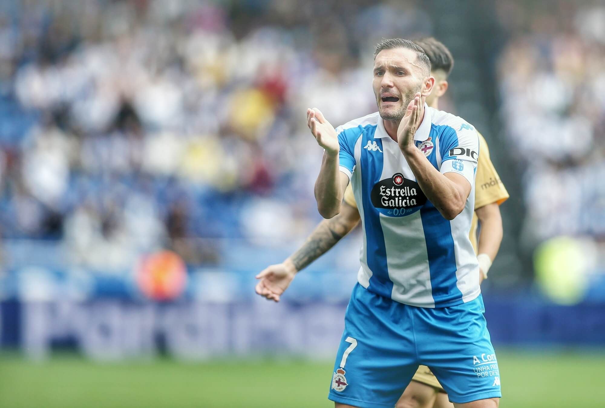 Lucas Pérez, en un partido con el Deportivo.