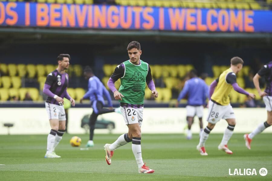  Lucas Rosa, calentando ante el Villarreal.