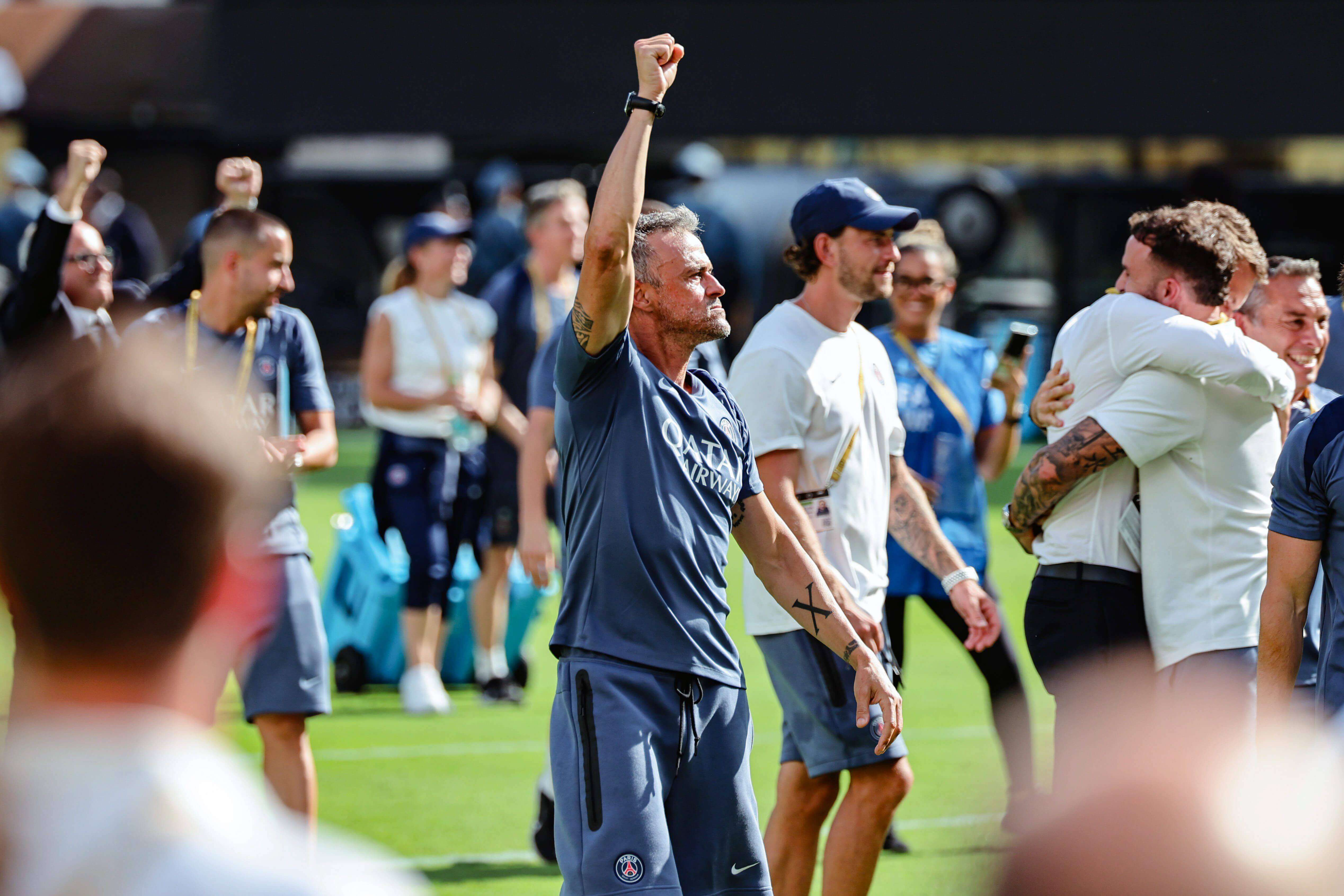  Luis Enrique celebra el triunfo del PSG ante el Real Madrid.